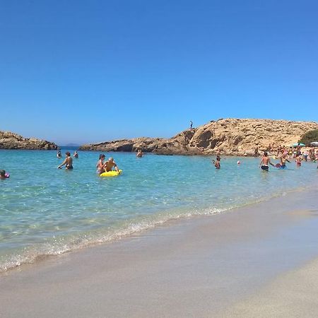 Casa Letizia Lejlighed Porto Pino Eksteriør billede