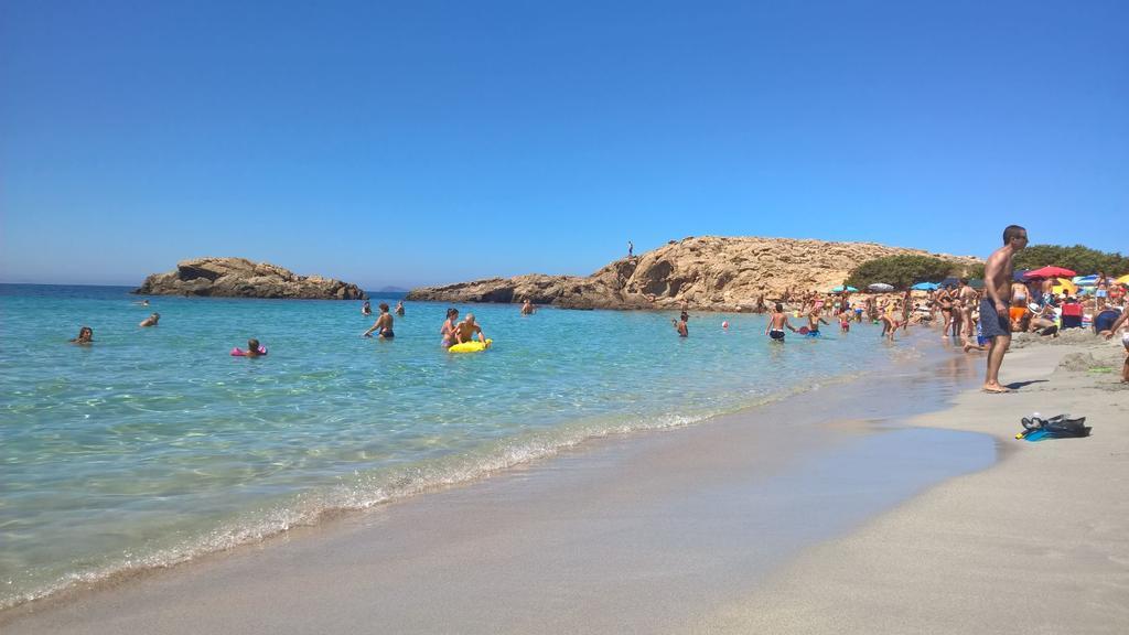 Casa Letizia Lejlighed Porto Pino Eksteriør billede
